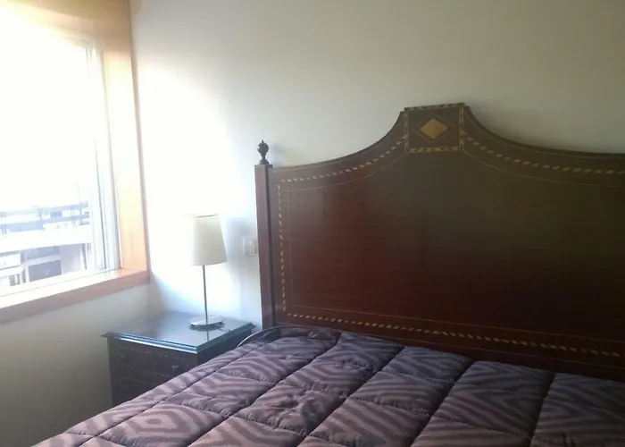 Marginal Luminous ヴィラ・ド・コンデ